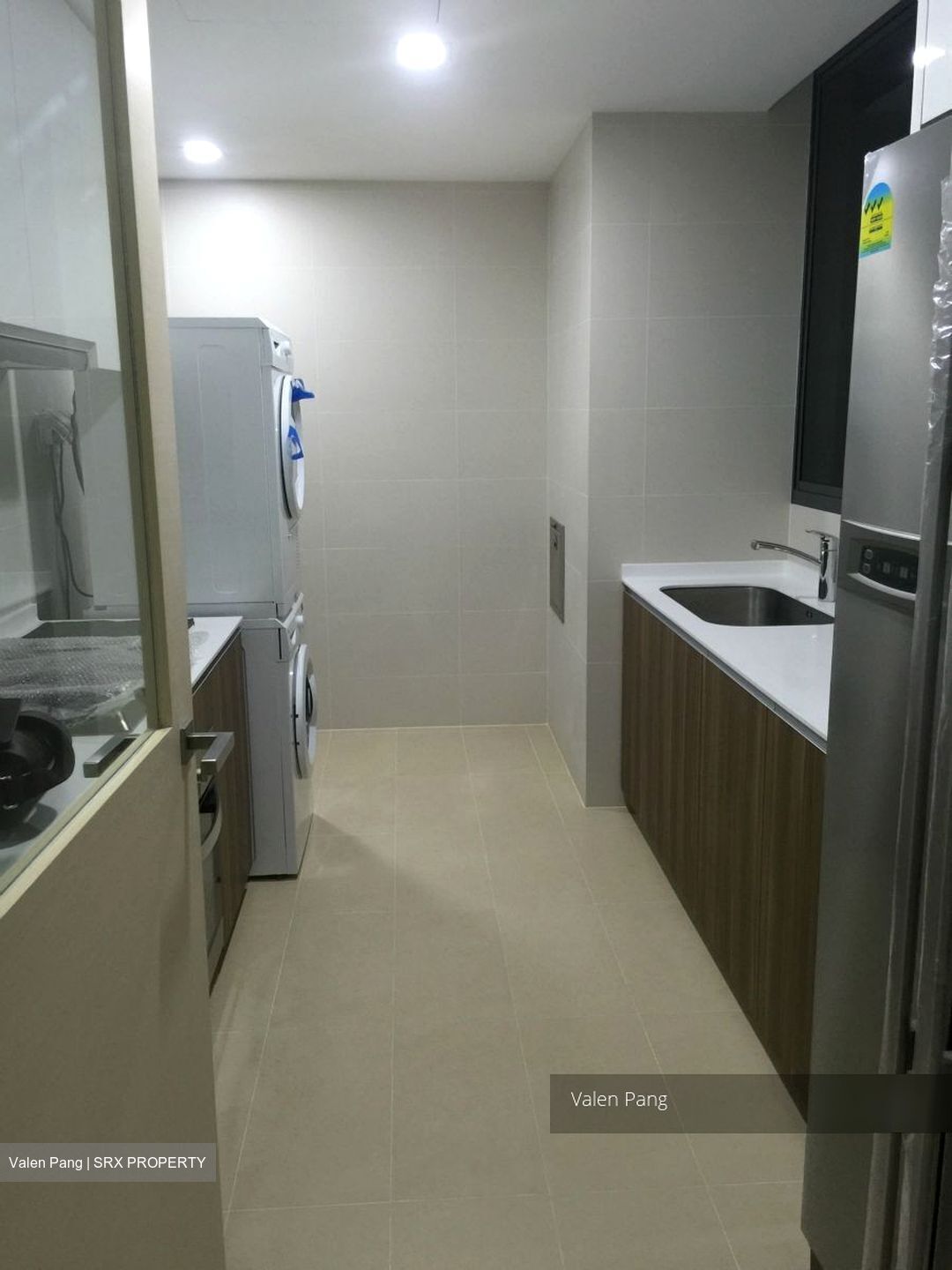 The Luxurie (D19), Condominium #539006071